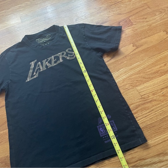 Mitchell & Ness NBA Lakers T-shirt M - Picture 6 of 6
